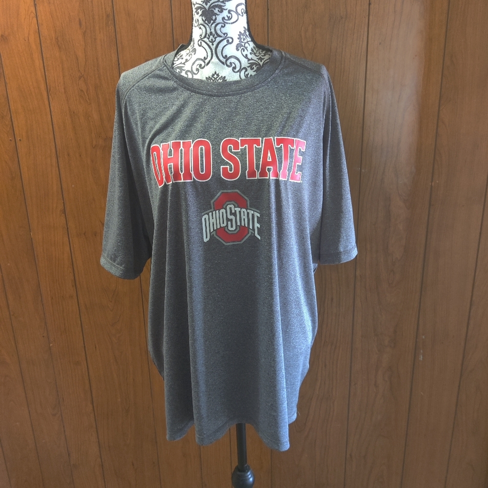 Men's Gray Short-Sleeve Tee with Red Logo